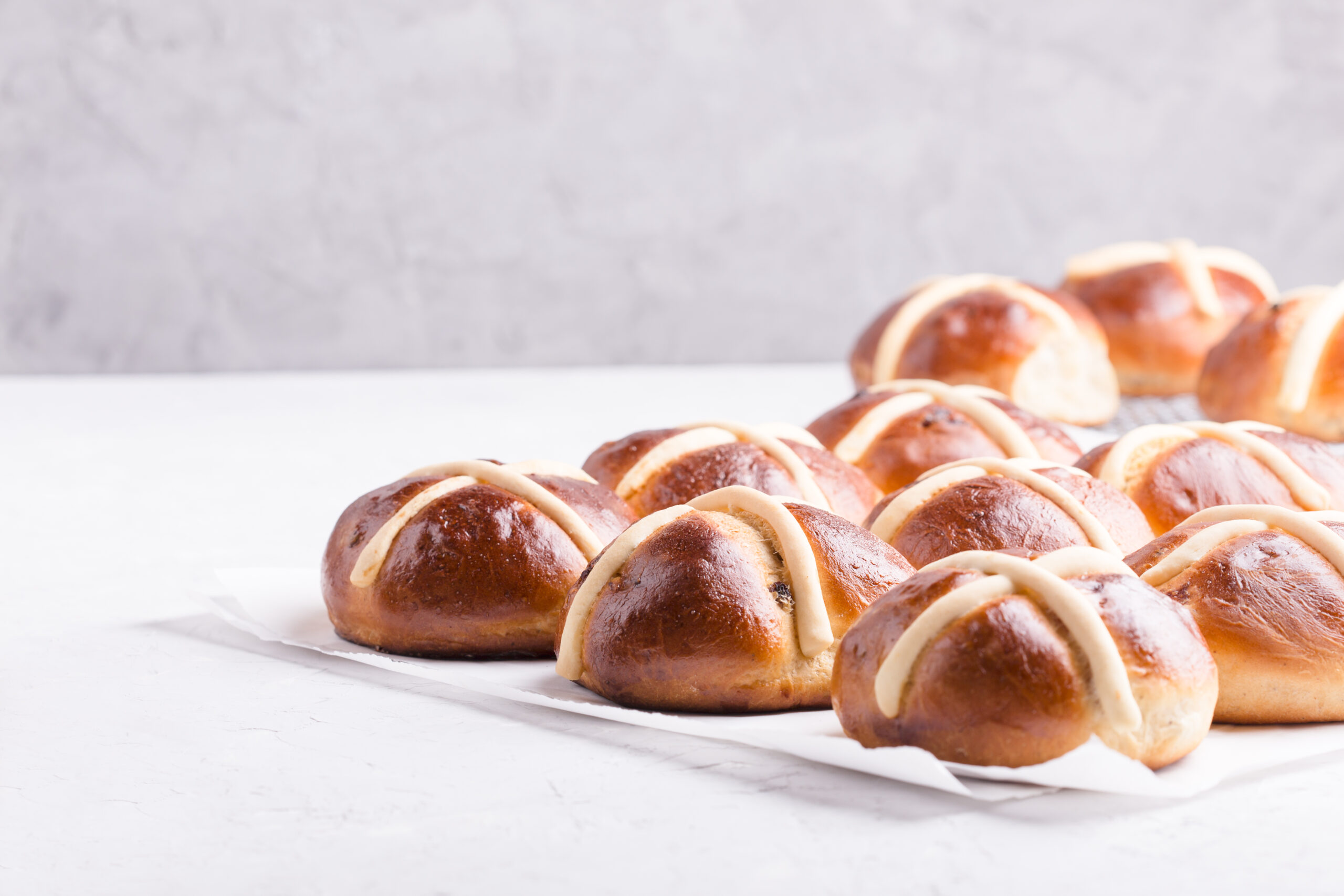 Traditional Hot Cross Buns | Food Town